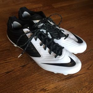 black nike vapor football cleats